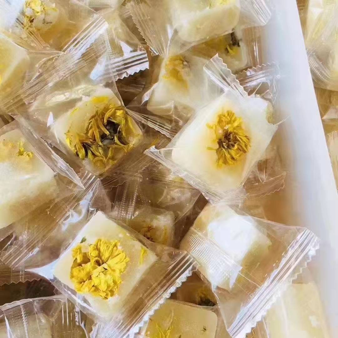 Honey Sugar Cubes With Fruits and Flowers
